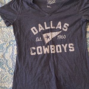 Dallas Cowboys V-Necks Tee